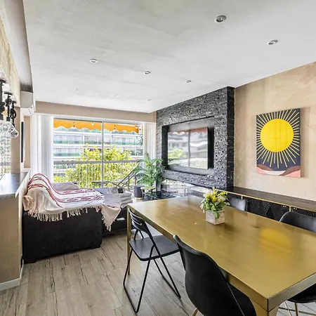 Modern 1bd-4p With Large Balcony - * Cannes