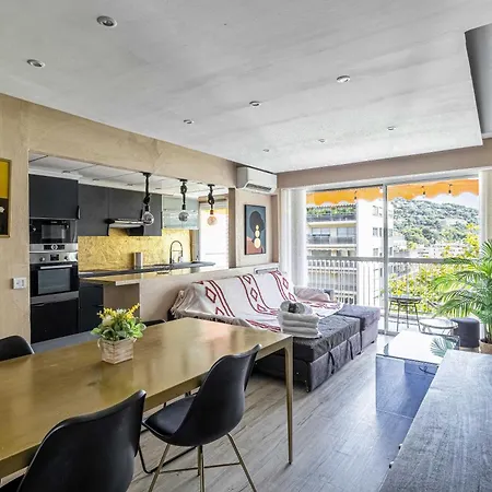 Modern 1bd-4p With Large Balcony - Appartement